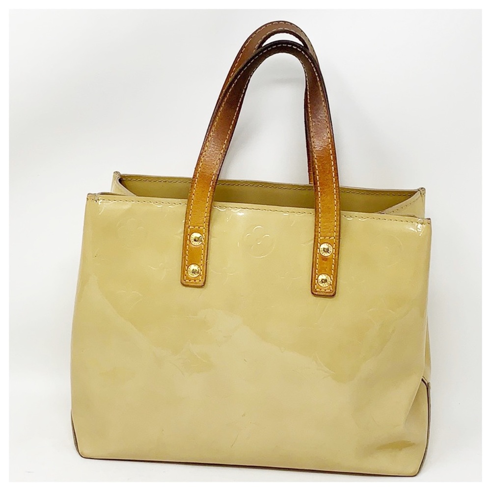Authentic Louis Vuitton Vernis Perle Reader PM